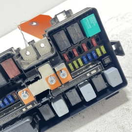 2017-2018 Honda Pilot 3.5L AWD Engine Power Junction Fuse Relay Block Box O