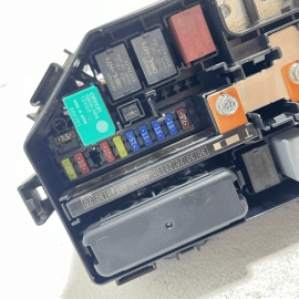2017-2018 Honda Pilot 3.5L AWD Engine Power Junction Fuse Relay Block Box O
