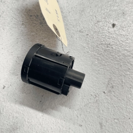 VW VOLKSWAGEN JETTA GTI 2019 - 2021 DASH HEADLIGHT SWITCH CONTROL MODULE OE VW VOLKSWAGEN JETTA GTI 2019 - 2021 DASH HEADLIGHT SWITCH CONTROL MODULE OE