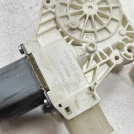 BMW 525I F10 2011 - 2016 FRONT LEFT DRIVER SIDE DOOR WINDOW REGULATOR MOTOR