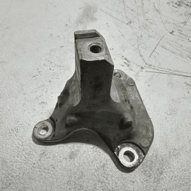 2016 - 2021 HONDA PILOT 3.5L ENGINE MOTOR FRONT MOUNT BRACKET SUPPORT OEM