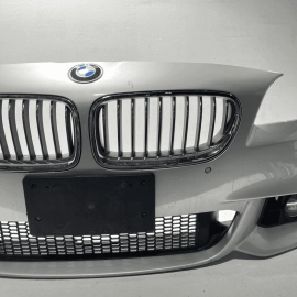 2014 – 2016 BMW 535i F10 M-SPORT FRONT BUMPER COVER WITH FOG LAMPS OEM *A83