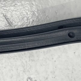 2013-2019 FORD ESCAPE FRONT RIGHT PASSENGER DOOR WEATHERSTRIP RUBBER SEAL O