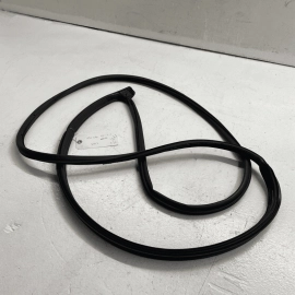 2017-2021 MAZDA CX-5 SPORT FRONT LEFT DRIVER SIDE DOOR WEATHERSTRIP SEAL OE