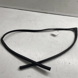 15-20 ACURA TLX FRONT RIGHT DOOR WINDOW GLASS RUN CHANNEL OEM