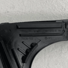 15-20 ACURA TLX FRONT RIGHT DOOR WINDOW GLASS RUN CHANNEL OEM