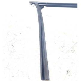 2016-2018 BMW 340 XI F30 F31 Window Guide Seal Gasket Right Front Door OEM
