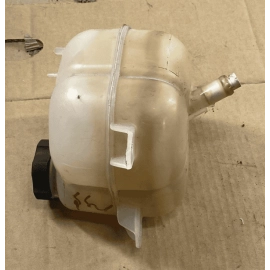 14 15 16 17 18 JEEP CHEROKEE ENGINE COOLANT RESERVOIR WITH CAP 68102155AD