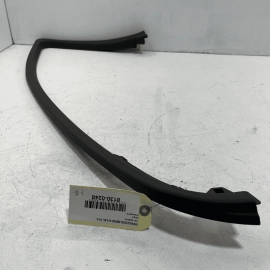 2007-2013 MERCEDES-BENZ S-CLASS FRONT RIGHT DOOR WINDOW FRAME TRIM COVER OE 2007-2013 MERCEDES-BENZ S-CLASS FRONT RIGHT DOOR WINDOW FRAME TRIM COVER OE