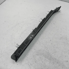 2007-13 MERCEDES S-CLASS FRONT RIGHT DOOR SILL SCUFF PLATE BASE TRIM BRACKE