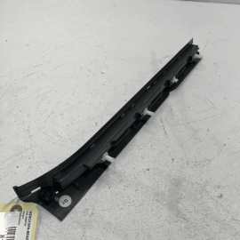 2007-13 MERCEDES S-CLASS FRONT RIGHT DOOR SILL SCUFF PLATE BASE TRIM BRACKE