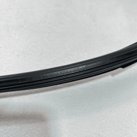 2018-2020 HONDA ACCORD FRONT DRIVER DOOR WINDOW GLASS RUN CHANNEL SEAL OEM
