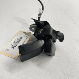 Rear Right Passenger Seat Belt Receptacle Buckle Latch OEM  2018 Toyota Cam