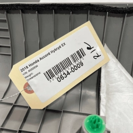 2018-2020 HONDA ACCORD REAR RIGHT PASSENGER PILLAR UPPER TRIM PANEL GARNISH 2018-2020 HONDA ACCORD REAR RIGHT PASSENGER PILLAR UPPER TRIM PANEL GARNISH