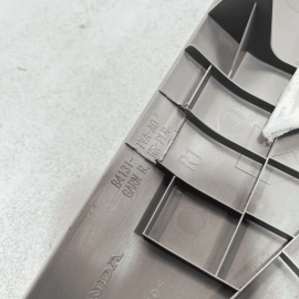 2018-2020 HONDA ACCORD REAR RIGHT PASSENGER PILLAR UPPER TRIM PANEL GARNISH 2018-2020 HONDA ACCORD REAR RIGHT PASSENGER PILLAR UPPER TRIM PANEL GARNISH