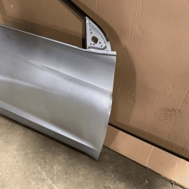 GENUINE 17-20 HYUNDAI ELANTRA OEM PASS RIGHT FRONT BARE DOOR SILVER SEDAN U