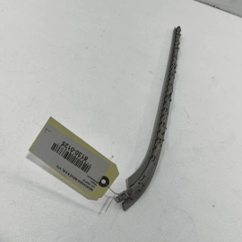 07-13 MERCEDES S600 S550 REAR PASSRENGER SIDE QUARTER C PILLAR SUNSHADE RAI