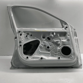 VOLKSWAGEN JETTA FRONT LEFT DRIVER SIDE DOOR SHELL PANEL OEM 0Q0Q WHITE 201
