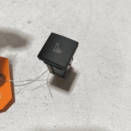 2012 - 2019 VOLKSWAGEN PASSAT VW VALET PARKING SWITCH BUTTON OEM