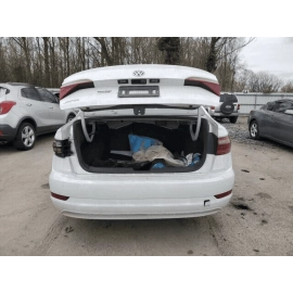 VOLKSWAGEN JETTA 2019-2023 FRONT DRIVER SIDE DOOR BODY WEATHERSTRIP SEAL OE