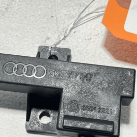 AUDI A8 QUATTRO 2011 - 2018 REAR RIGHT OR LEFT KEYLESS ENTRY ANTENNA MODULE