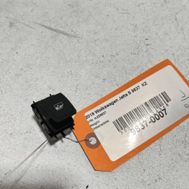2019-20 VOLKSWAGEN JETTA REAR RIGHT OR LEFT SIDE DOOR WINDOW CONTROL SWITCH