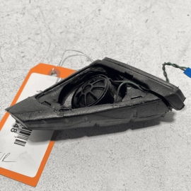 Front Right / Passenger Side Door Tweeter Speaker BMW 528i 2011-2016 OEM