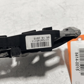 Front Left / Driver Side Exterior Door Handle Bracket BMW 528i 2011-2016 OE