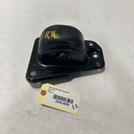 Muffler & Pipe Clamp / Exhaust Clamp Volkswagen Passat SE 2012-2022 OEM
