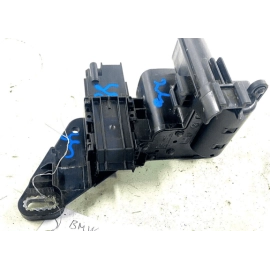 2011-2018 BMW 340 XI F30 EXTERNAL IGNITION DISTRIBUTION BATTERY TERMINAL OE 2011-2018 BMW 340 XI F30 EXTERNAL IGNITION DISTRIBUTION BATTERY TERMINAL OE