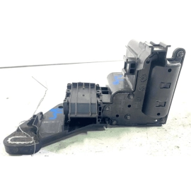 2011-2018 BMW 340 XI F30 EXTERNAL IGNITION DISTRIBUTION BATTERY TERMINAL OE 2011-2018 BMW 340 XI F30 EXTERNAL IGNITION DISTRIBUTION BATTERY TERMINAL OE