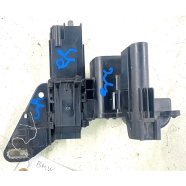 2011-2018 BMW 340 XI F30 EXTERNAL IGNITION DISTRIBUTION BATTERY TERMINAL OE 2011-2018 BMW 340 XI F30 EXTERNAL IGNITION DISTRIBUTION BATTERY TERMINAL OE