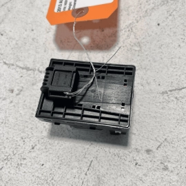 AUDI A8 L 2011-2018 REAR LEFT OR RIGHT SIDE DOOR WINDOW & SUNSHADE SWITCH O