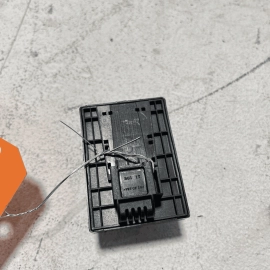 AUDI A8 L 2011-2018 REAR LEFT OR RIGHT SIDE DOOR WINDOW & SUNSHADE SWITCH O