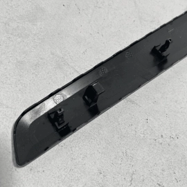 VOLKSWAGEN PASSAT 2012-2019 REAR DRIVER SIDE DOOR PANEL MOLDING TRIM COVER 