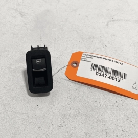 VOLKSWAGEN PASSAT 2012-2022 REAR LEFT OR RIGHT DOOR WINDOW SWITCH & HOUSING