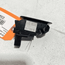 VOLKSWAGEN PASSAT 2012-2022 REAR LEFT OR RIGHT DOOR WINDOW SWITCH & HOUSING