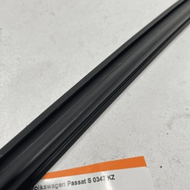 VW PASSAT 2012-2022 REAR PASSENGER SIDE DOOR WINDOW INNER WEATHERSTRIP SEAL