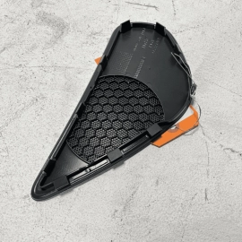 AUDI A8 QUATTRO 2011-2018 FRONT UPPER DRIVER DOOR PANEL SPEAKER COVER GRILL