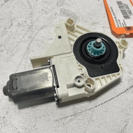 AUDI A8 QUATTRO 2011-2018 FRONT LEFT DRIVER SIDE DOOR WINDOW REGULATOR MOTO
