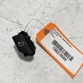 2012 - 2018 AUDI A8 L FRONT DRIVER DOOR LANE CHANGE ASSIST SWITCH INDICATOR