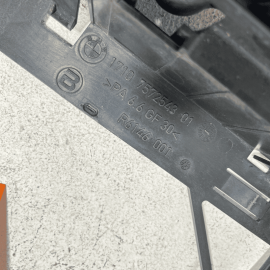 BMW 535XI 2011-2016 LEFT DERIVER SIDE ENGINE AUXILIARY WATER COOLANT BRACKE