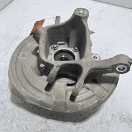 2011-2016 BMW 528i F10 RWD REAR RIGHT SIDE SPINDLE KNUCKLE BEARING HUB OEM