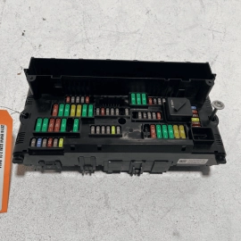 2012-13-14-15-2016 BMW 528I POWER DISTRIBUTION FUSE RELAY BOX OEM