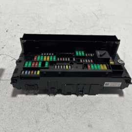 2012-13-14-15-2016 BMW 528I POWER DISTRIBUTION FUSE RELAY BOX OEM