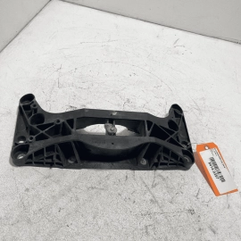 11-16 BMW 528i F10 RWD AUTOMATIC TRANSMISSION CROSSMEMBER MOUNT BRACKET OEM