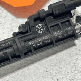 2011 - 2016 BMW 528I 535i F10 ENGINE GASOLINE ENGINE FUEL INJECTOR GENUINE 