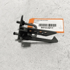 2011-2016 BMW 528i HOOD BONNET RIGHT SIDE LOCK CATCH LATCH & STRIKER OEM