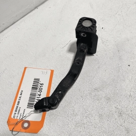 2011-2016 BMW 528i FRONT LEFT SIDE DOOR PANEL CHECK STRAP STOP STOPPER OEM