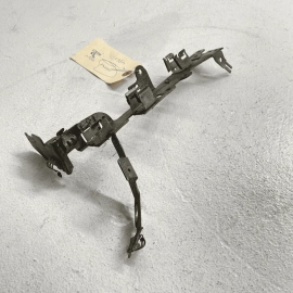2007-2012 Mercedes X164 GL350 GL450 GL550 Mount Bracket Fastening Holder OE